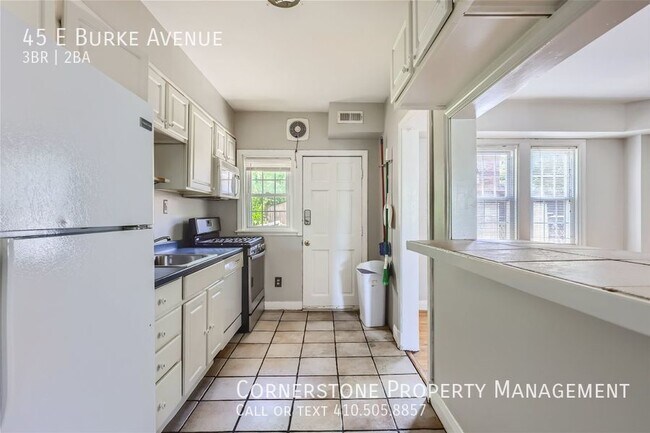 Foto del edificio - 3 Bed 2 Bath | $2200 | 45 E Burke Ave St T...