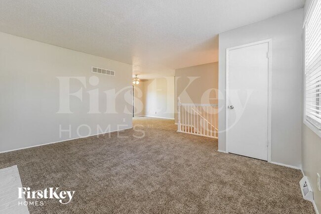 Foto del edificio - 6404 E 140th Terrace