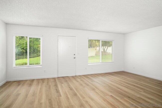 Building Photo - 13773 Caminito Anzio