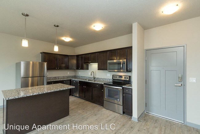 Foto del edificio - 2 br, 2 bath Apartment - 5304 Mortensen Road