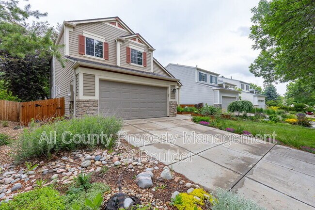 Building Photo - 1819 Fountain Ct