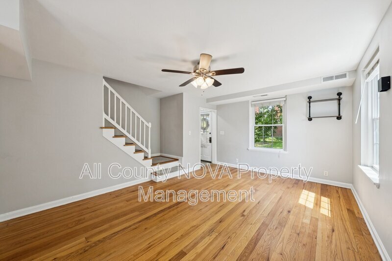 Foto principal - 4226 32nd St S