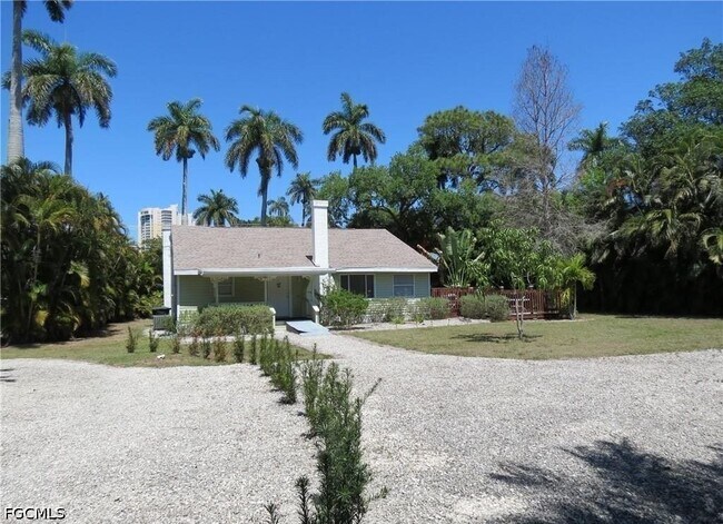 Foto del edificio - 2704 Second St