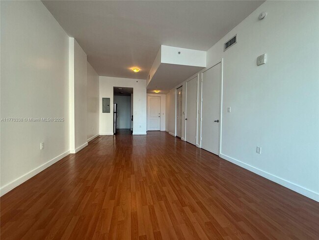 Foto del edificio - 2200 NE 4th Ave