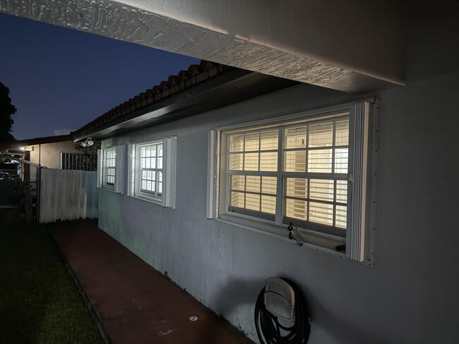 Building Photo - 10340 SW 43rd St