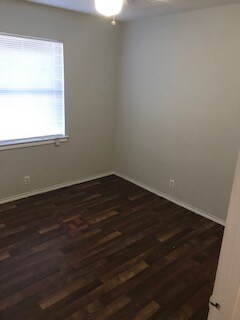 Building Photo - 2832-2834 Ridgecrest Dr