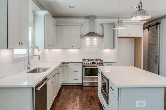 Foto del edificio - 503 Acklen Park Dr