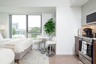 Building Photo - 425 Massachusetts Ave