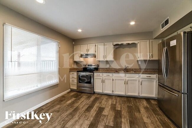 Foto del edificio - 12242 N 48th Dr