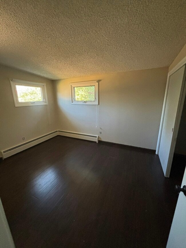 Foto del edificio - 2217 Cherry Dr
