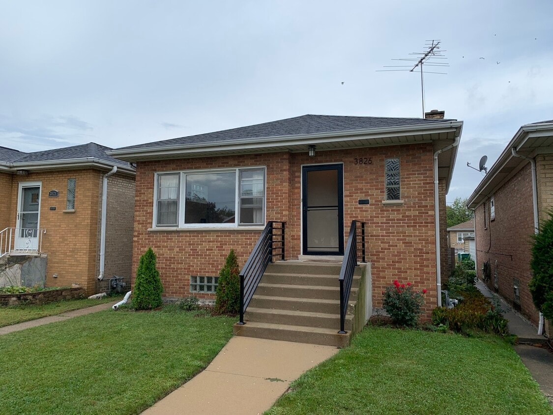3826 Clarence Ave, Berwyn, IL 60402 House Rental in Berwyn, IL