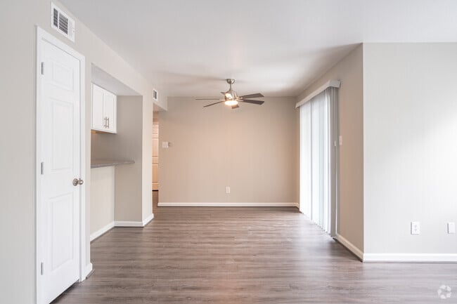 Interior Photo - EP on 5th