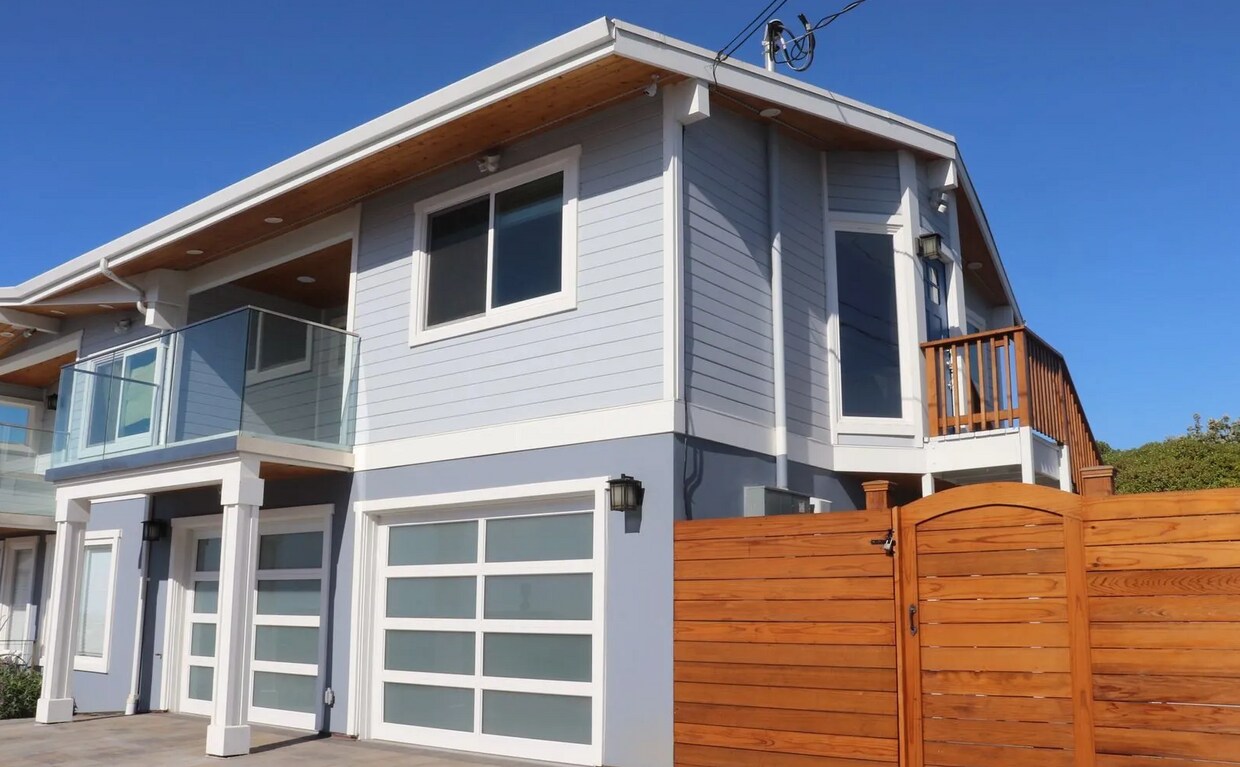 Foto principal - 902 W Cliff Dr