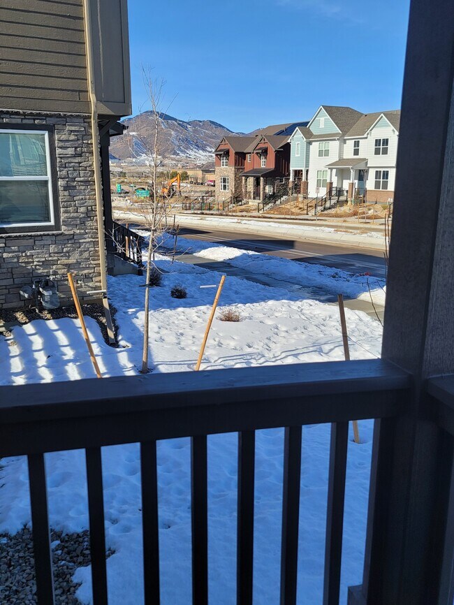 Foto del edificio - 9882 Monte Vista Ave