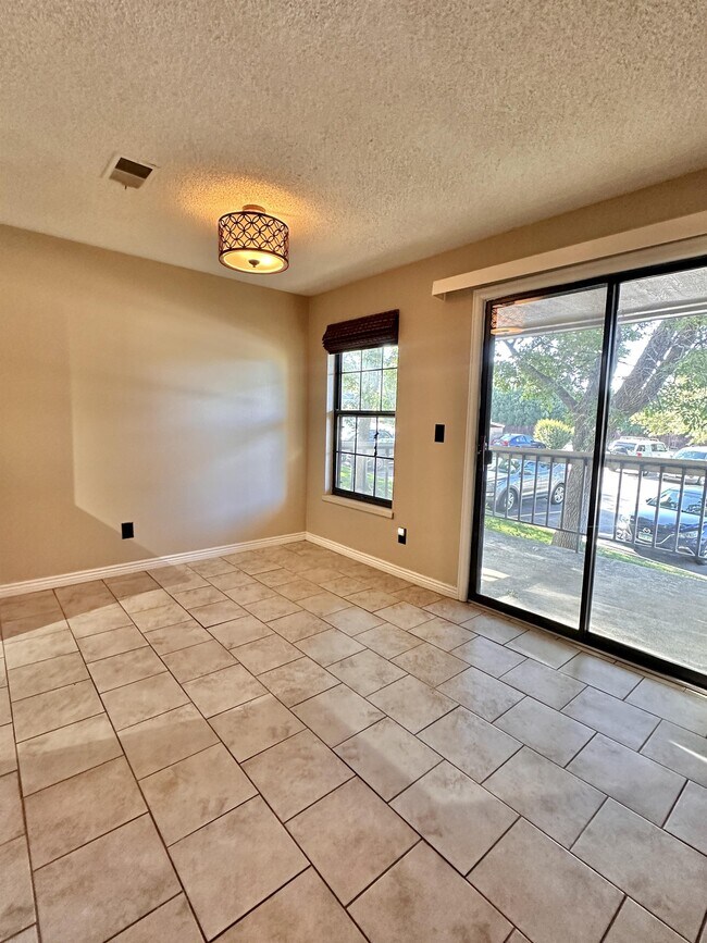 Building Photo - 10970 W Florida Ave