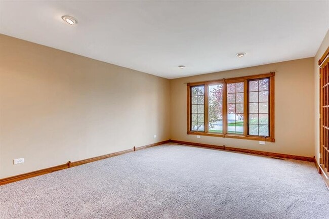 Building Photo - 9248 169th Pl