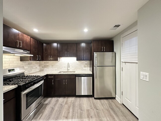 Foto del edificio - 913 Maple Ave