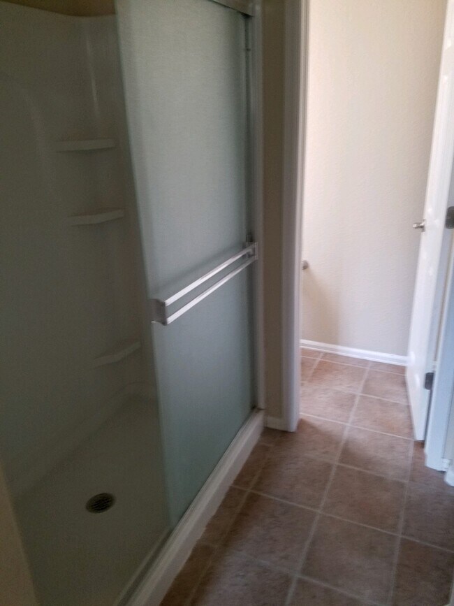 Master Bath - 4847 Gami Way