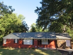 Building Photo - 1512 Paullus Ave