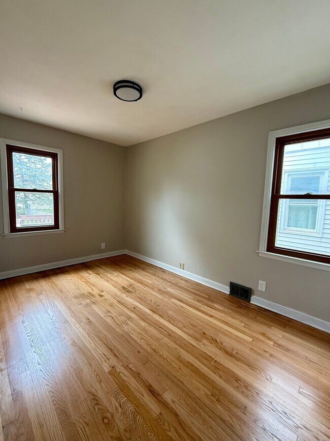 Foto del edificio - 3641 N 93rd St
