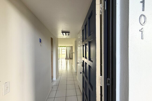 Building Photo - 4266 Deste Ct