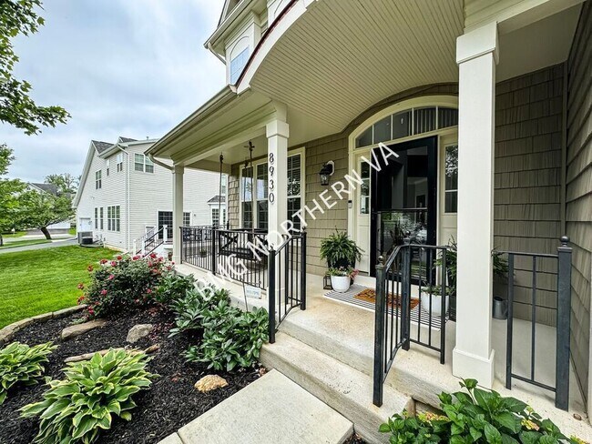 Foto del edificio - 8930 Kingbird Ct