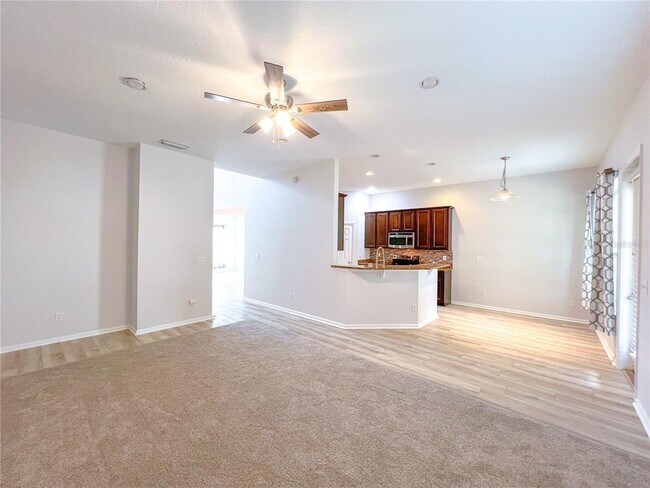 Foto del edificio - 8225 NW 53rd Ter