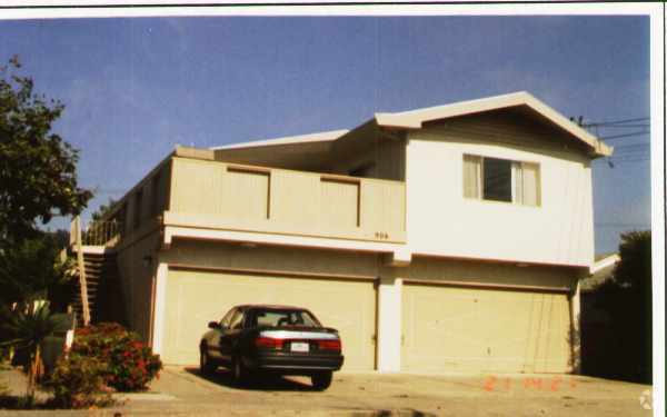 Building Photo - 906 Liberty St