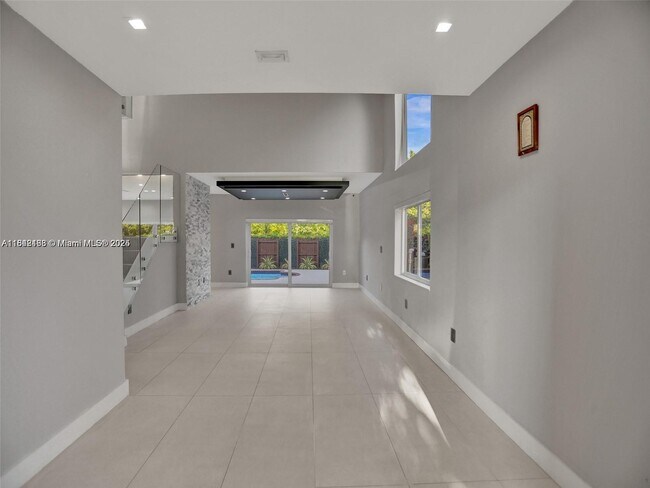 Foto del edificio - 14301 SW 130th Ave