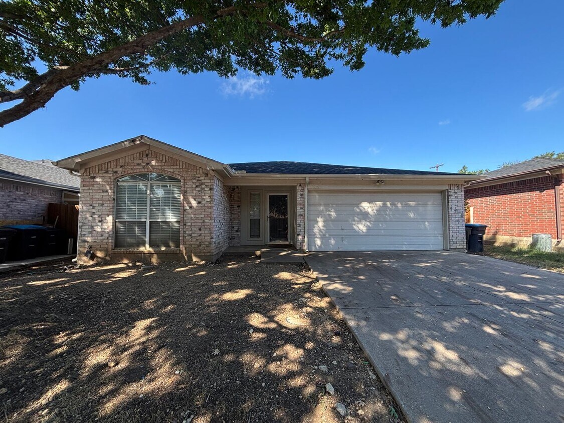 Primary Photo - 7232 Laurelhill Ct S