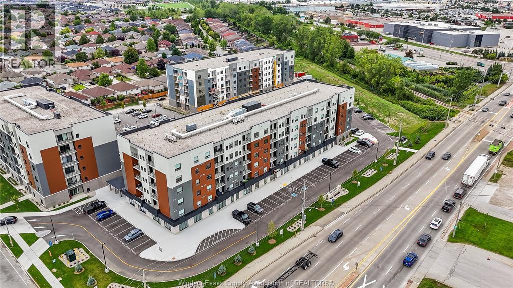 Primary Photo - 4775 Walker Rd