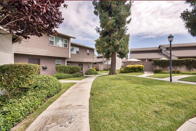 Photo - 837 Amigos Way Townhome