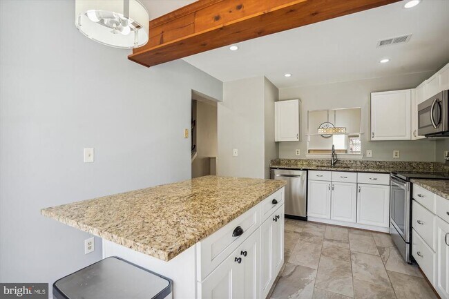 Foto del edificio - 13508 Coates Ln