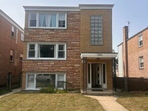 Building Photo - 5610 N Central Ave
