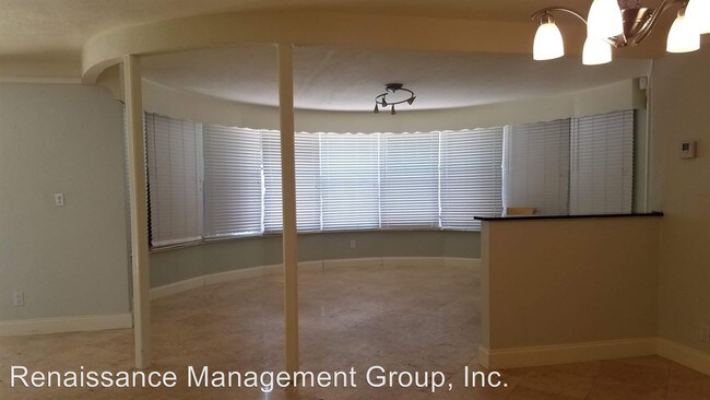 Foto del edificio - 3 br, 2 bath House - 2732 NE 35th Street