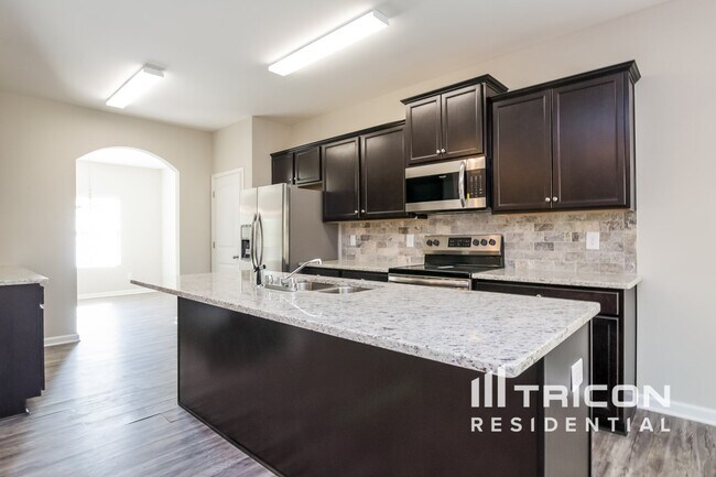 Foto del edificio - 357 Hawthorn Dr