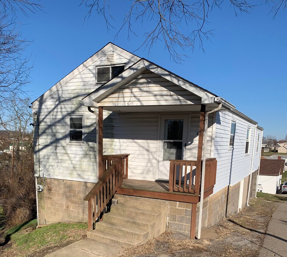 100 Church St Weirton Wv 26062 House For Rent In Weirton Wv Apartments Com