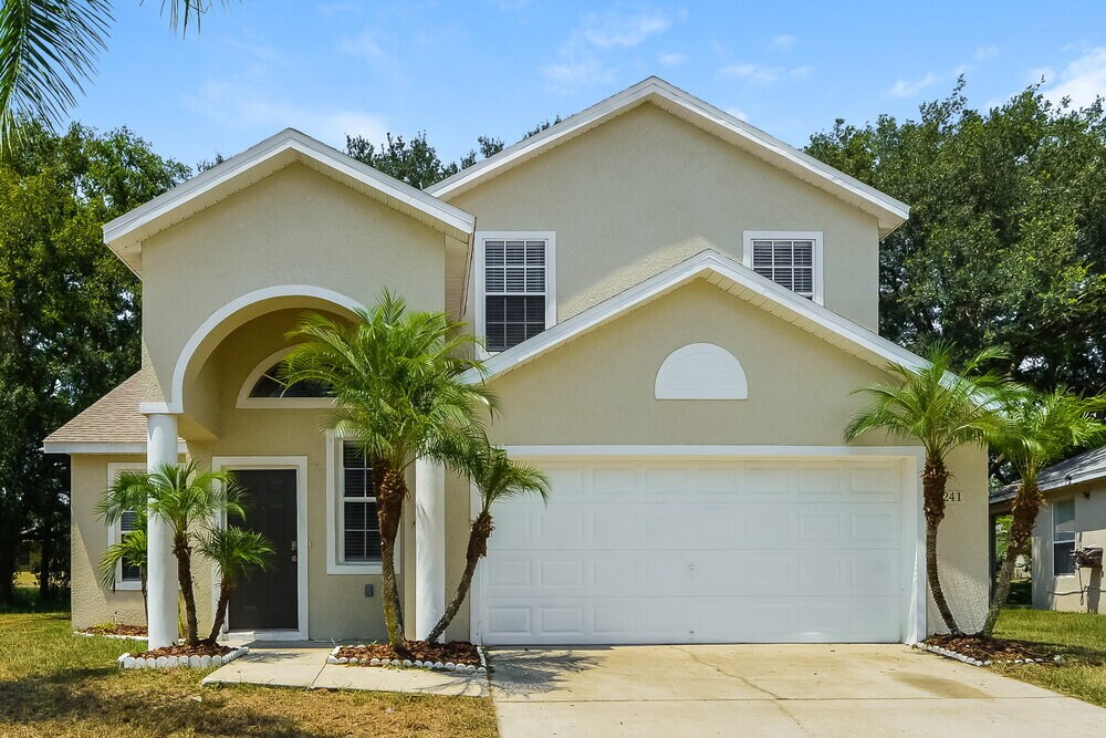 Foto principal - 241 Bluff Pass Dr