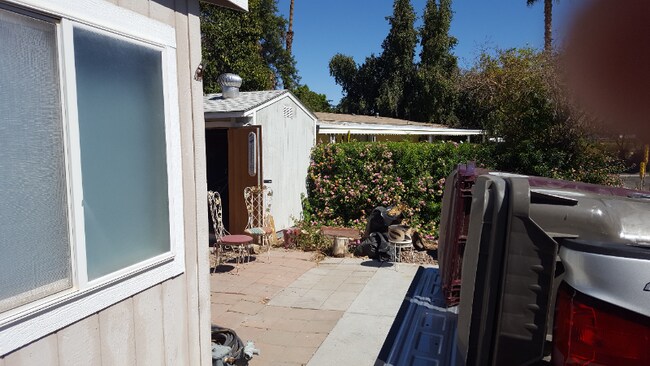 Foto del edificio - 502 Cerritos Way