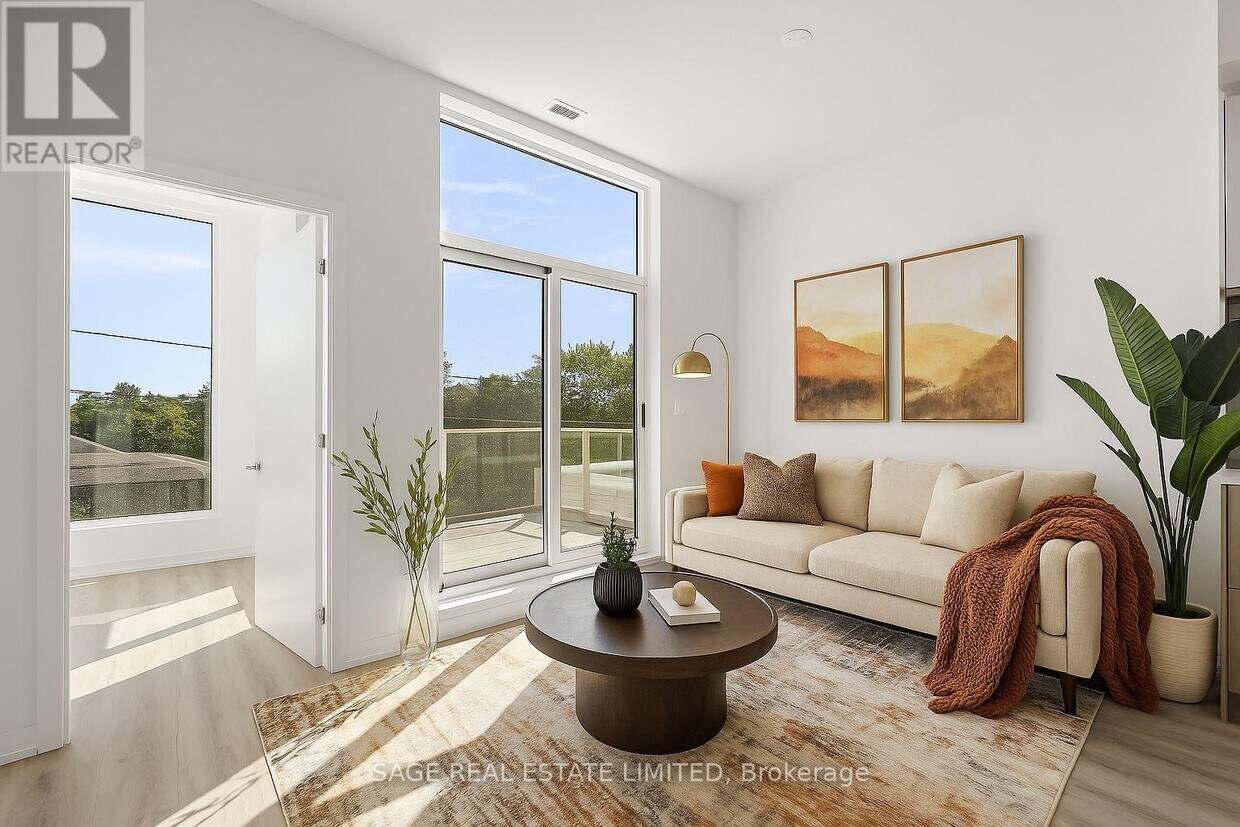 Photo principale - 722-722 Marlee Ave