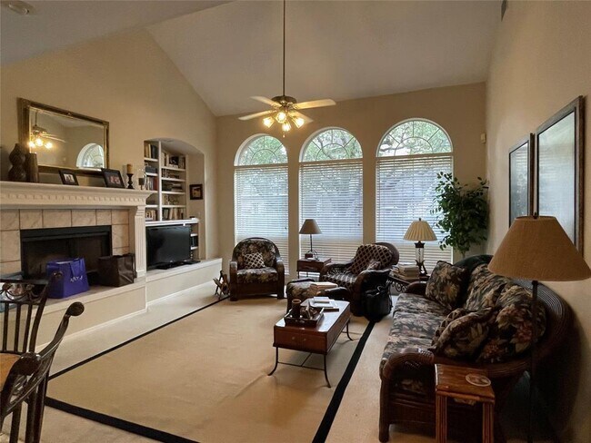 Building Photo - 10230 Matoca Way