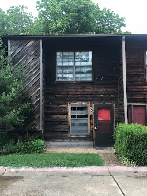 Building Photo - 1376 Oakland Ave