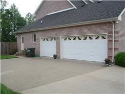 Building Photo - 141 Lyme Dr