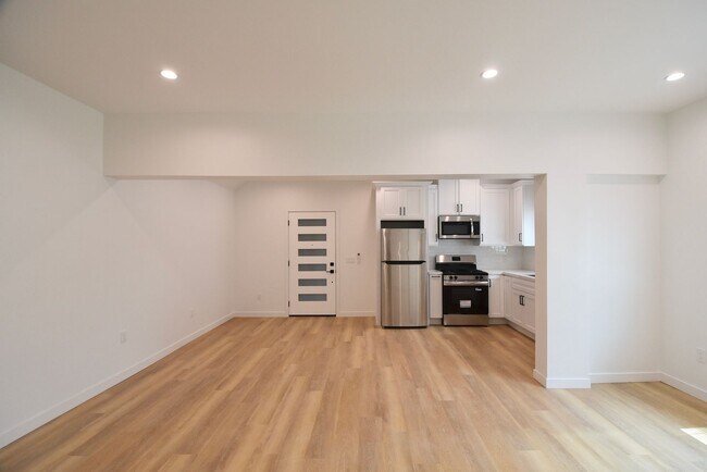 Building Photo - 1846 10th St