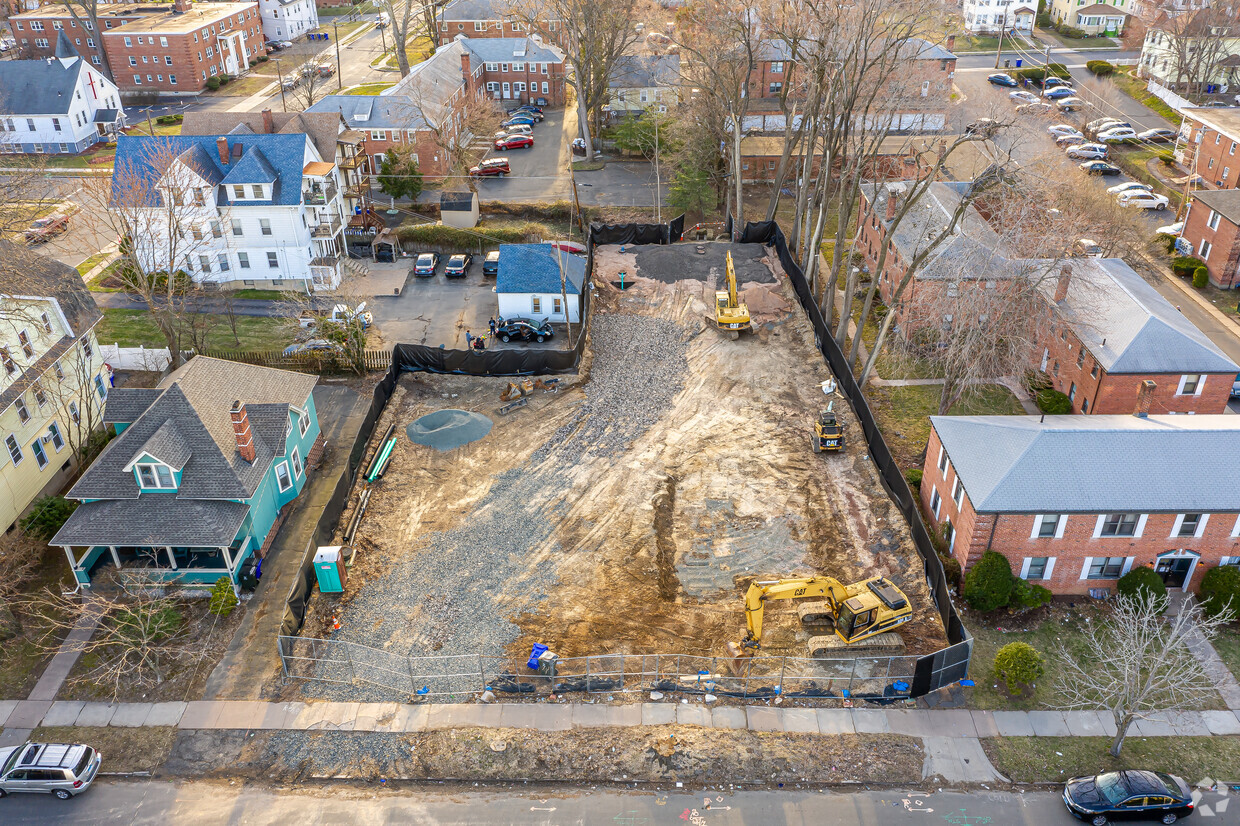 Foto principal - 409 Prospect Ave