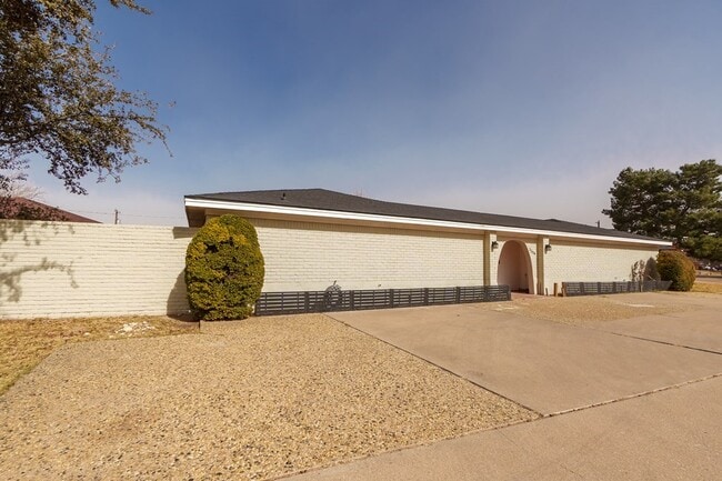 Building Photo - 3306 Haynes Ave