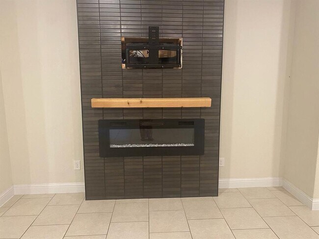 Foto del edificio - 21803 Crystal Way