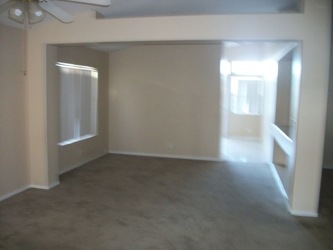Foto del edificio - 3 br, 2 bath House - 863 Verin Lane