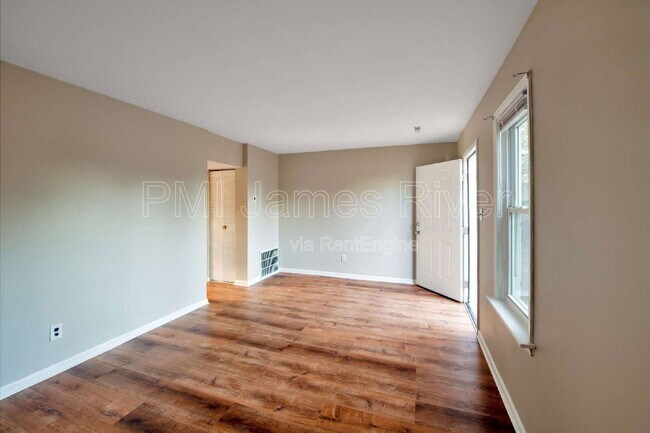 Building Photo - 6112 Keydet Ct