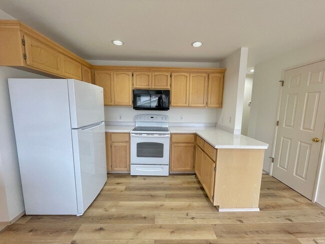 Building Photo - 5bd/3ba Kirkland Home